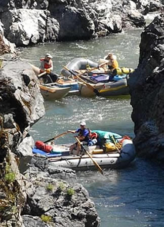 Raft jam in the Rogue River's Coffee Pot