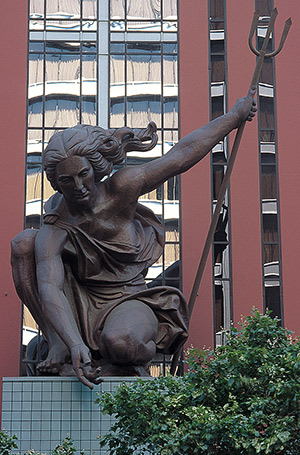 Portlandia statue