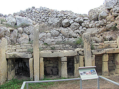 Ġgantija interior apse