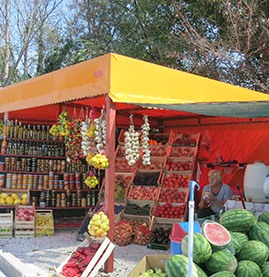 Dubrovnik fruit stand