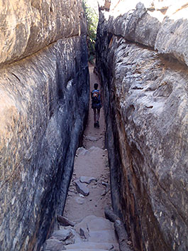 Canyonlands tight squeeze