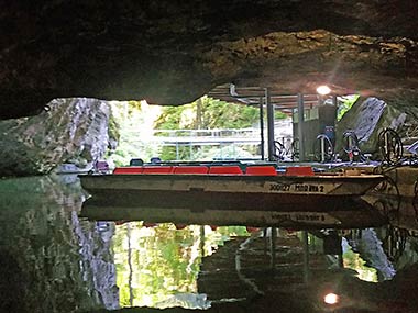 Punkva Caves riverboat