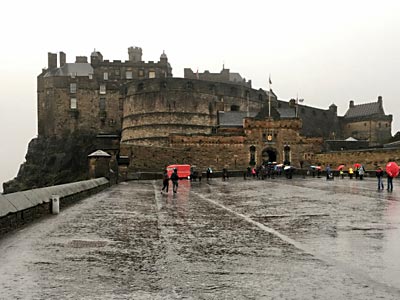 Edinburgh Castle parade