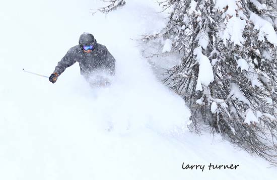 Whitewater steep powder skiing