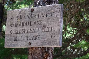 Trail sign to Maidu Lake