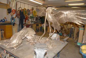Avian sculptor Stefan Savides work in progress