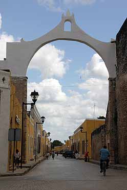 Mexico,Izamal's arch