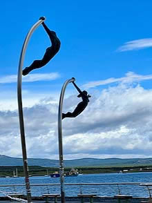 Paragonia Puerto Natales flying statues