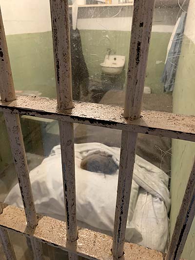 Alcatraz bed with false head used in escape attempt