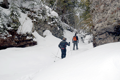 Snowshoeing the Onion River