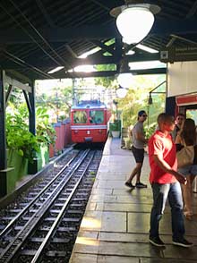 Rio de Janeiro cog train
