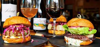 Burger Berger with wines