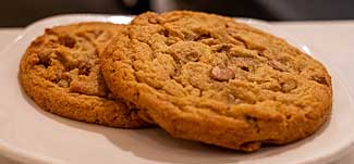 Broadmoor chocolate chip cookies