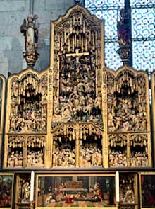 Worshipers in Cologne’s cathedral alterpiece