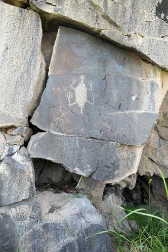 Hart Mountain National Antelope Refuge, Oregon, petroglyph on the wall