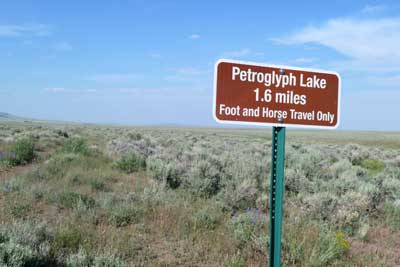 Hart Mountain National Antelope Refuge, Oregon,  sign points the way