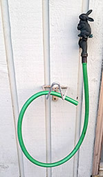 Short garden hose