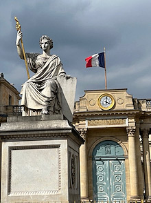 The sculpture La Loi (The Law) before the Palais Bourbon