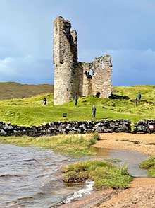 The ruins of Ardvreck Castle