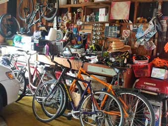 bikes-in-the-garage