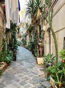 Ortigia narrow street