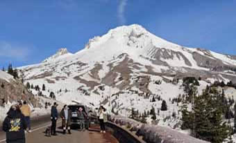 Tourist Pullout near Timberline