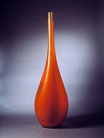 Tiffany fountain vase, blown glass
